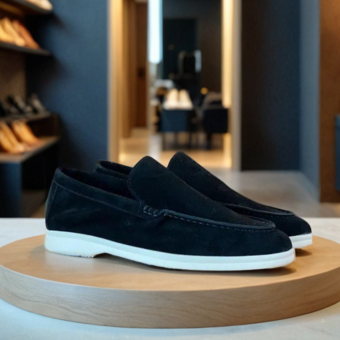 Elvy Paris | Léon