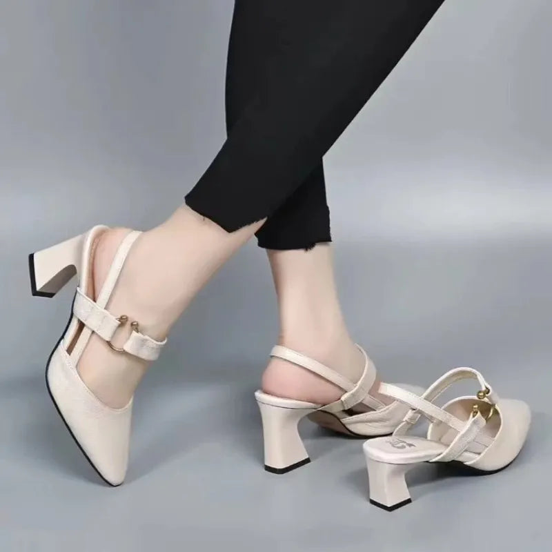Fleur De Luxe - Escarpins Slingback Élégance Architecturale