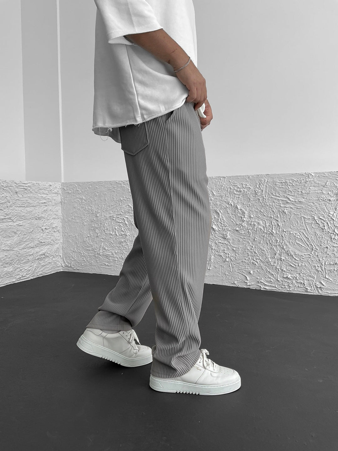 Fleur De Luxe - Pantalon côtelé coupe décontractée