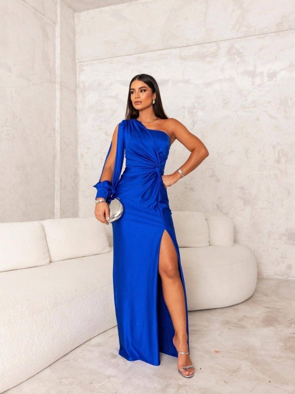 Victoria™ | Robe élégante en soie fendue